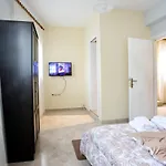 Peramos Rent House Daire