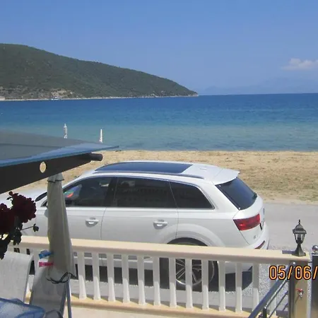 Peramos Rent House * Nea Peramos (Macedonia)