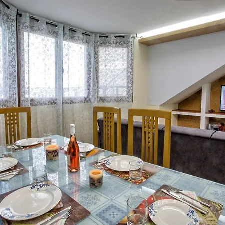 Peramos Rent House