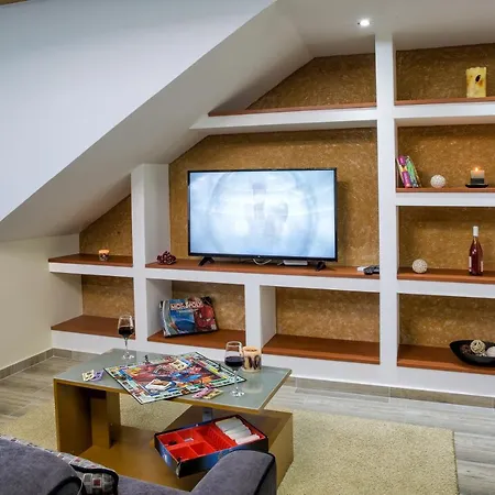Peramos Rent House