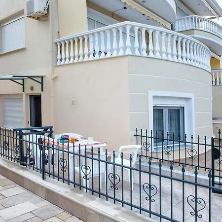 Peramos Rent House * Nea Peramos (Macedonia)