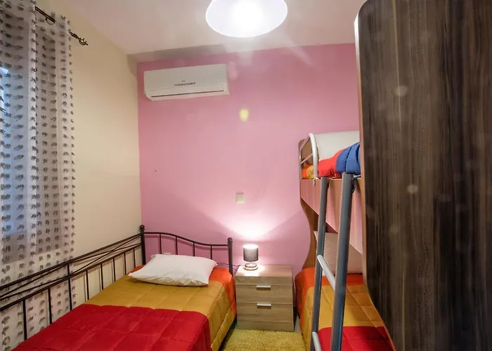 Apartment Peramos Rent House Nea Peramos (Macedonia)